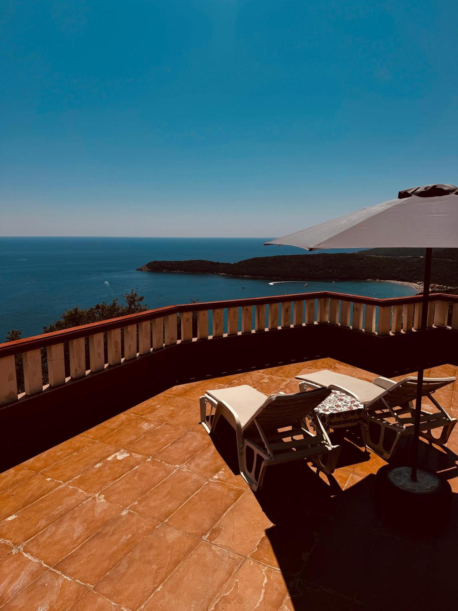 Budva Felix Suites エクステリア 写真