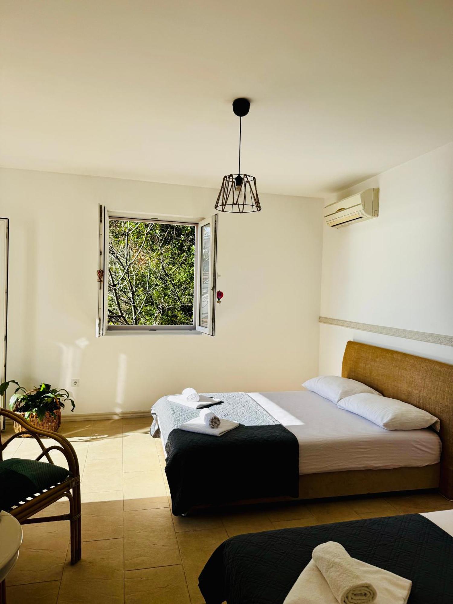 Budva Felix Suites エクステリア 写真