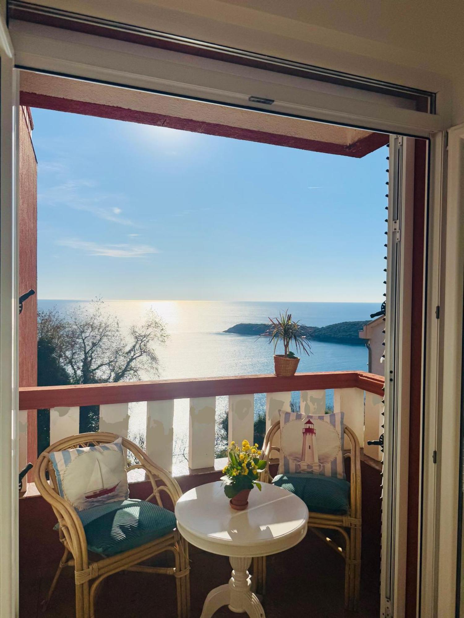 Budva Felix Suites エクステリア 写真