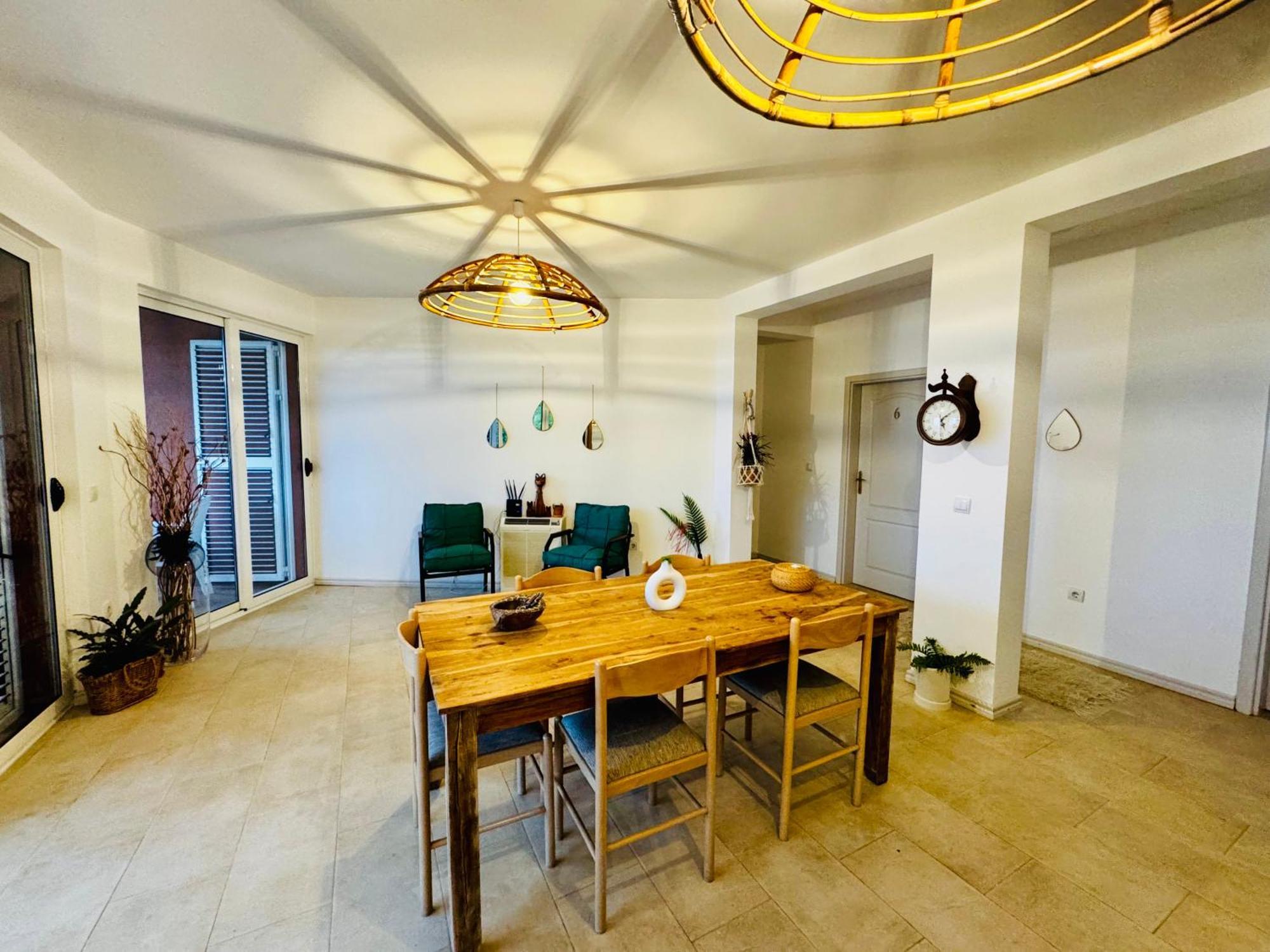 Budva Felix Suites エクステリア 写真