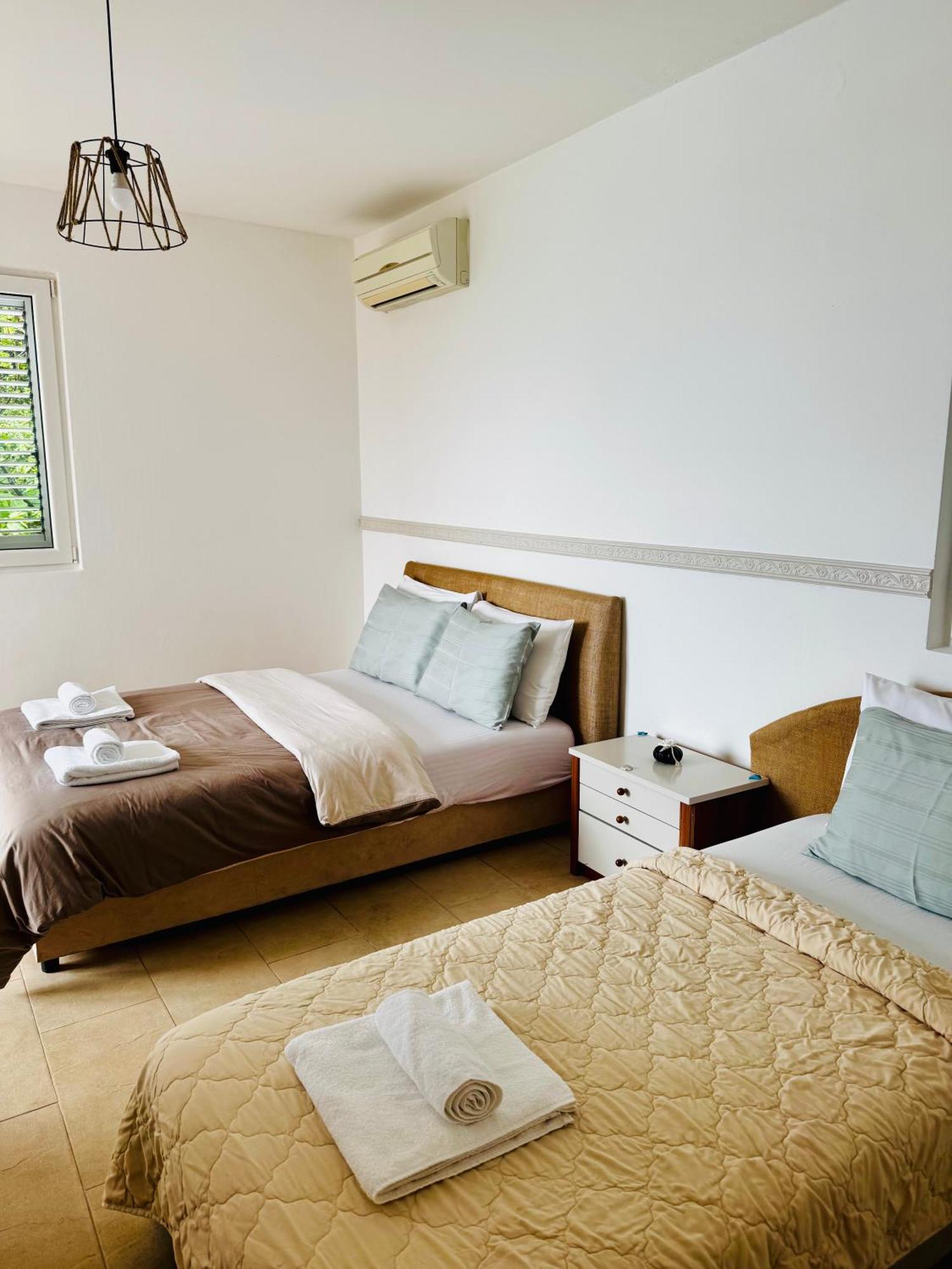 Budva Felix Suites エクステリア 写真