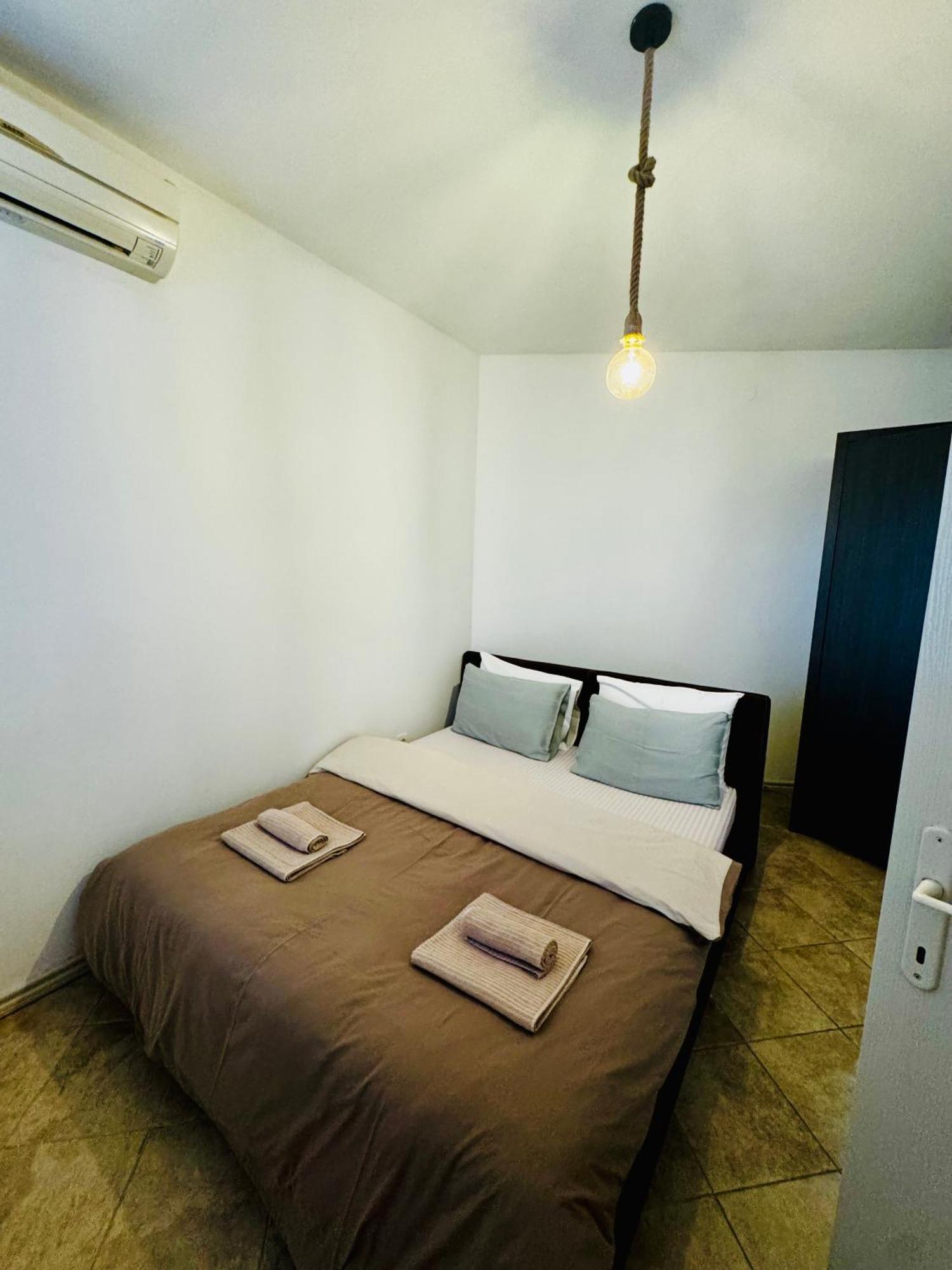 Budva Felix Suites エクステリア 写真